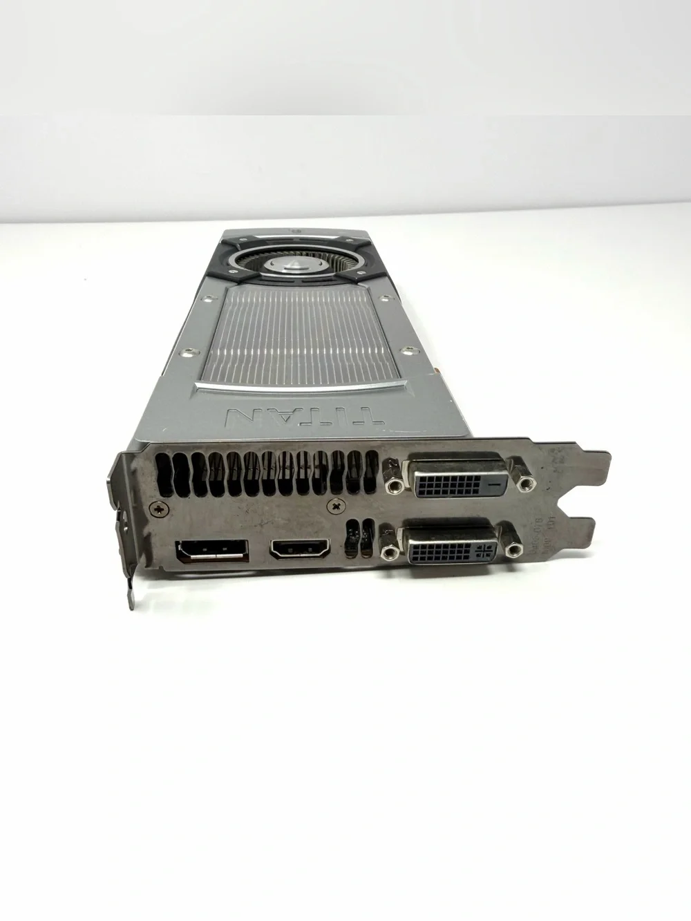 Geforce GTX 780 Titan 6GB KCC-REM-NVA-P2083 Computer Video Graphics Card USED